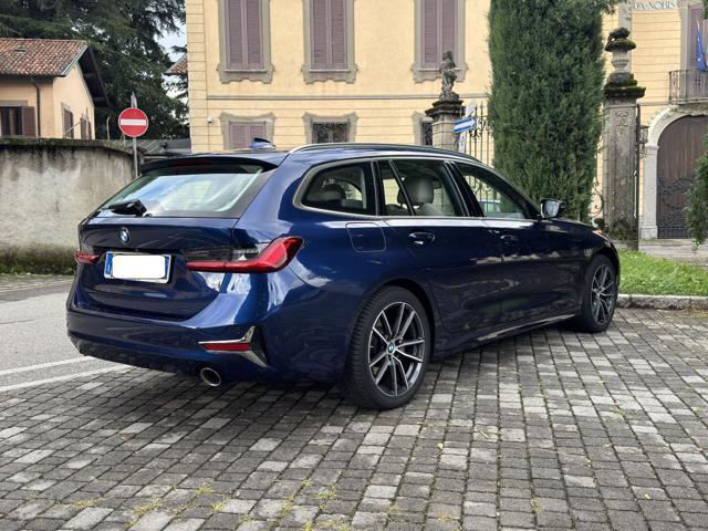 BMW 320 d xDrive Touring Luxury iva deducibile