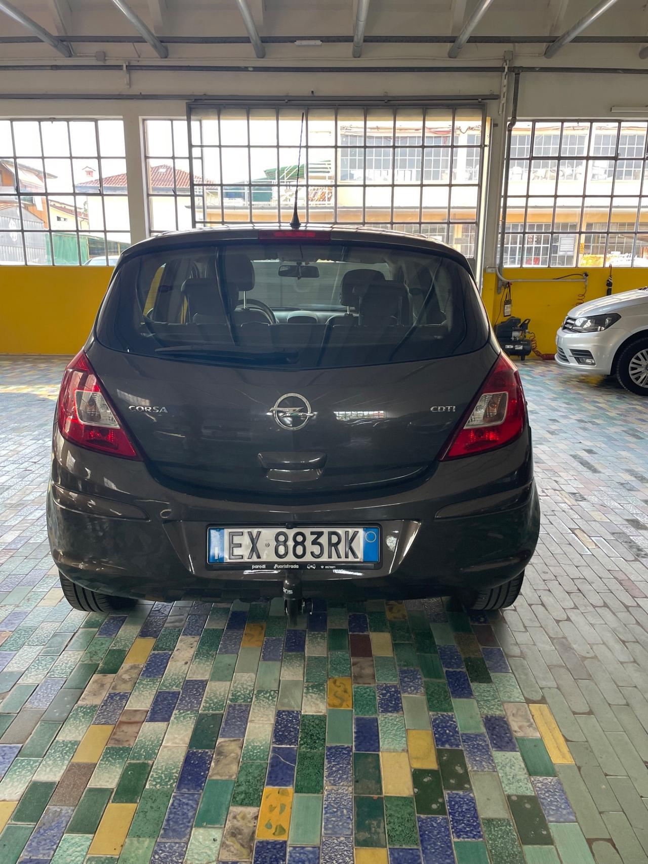 Opel Corsa 1.3 CDTI 75CV GANCIO TRAINO