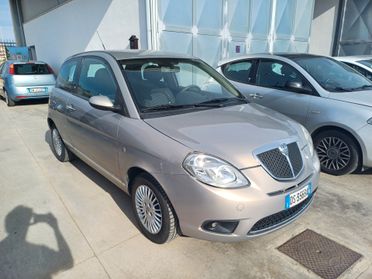 Lancia Ypsilon 1.3 MJT 75 CV Oro Clima/Servo