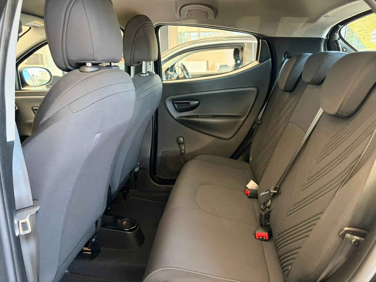 Lancia Ypsilon 1.0 FireFly 5 porte S&S Hybrid Gold