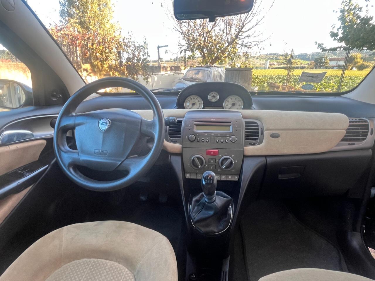 Lancia Ypsilon 1.2 Oro