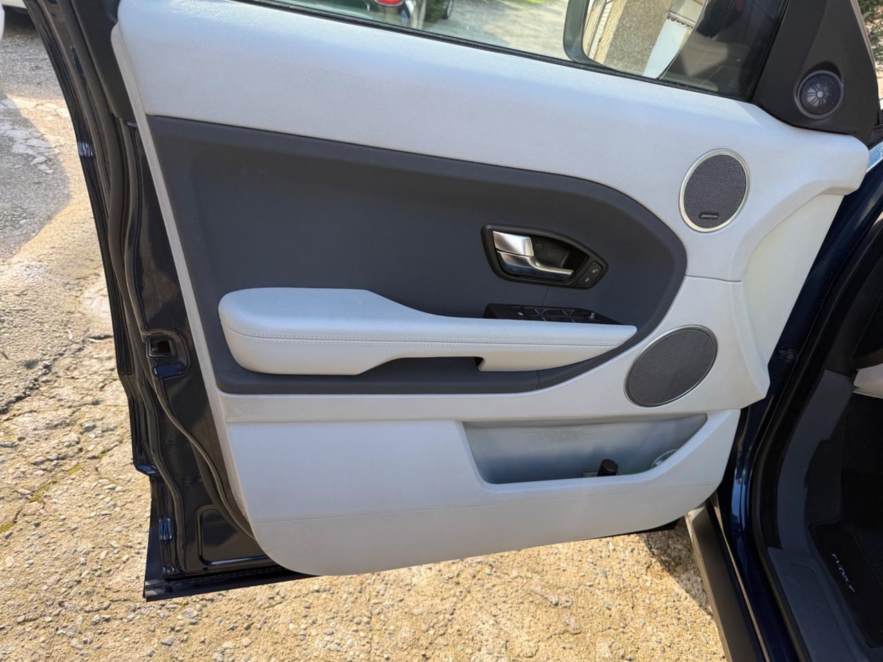 Land Rover Range Evoque 2.2 TD4 Coupé Prestige