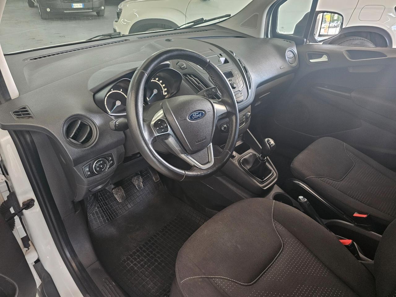 Ford Transit Courier 1.5cc
