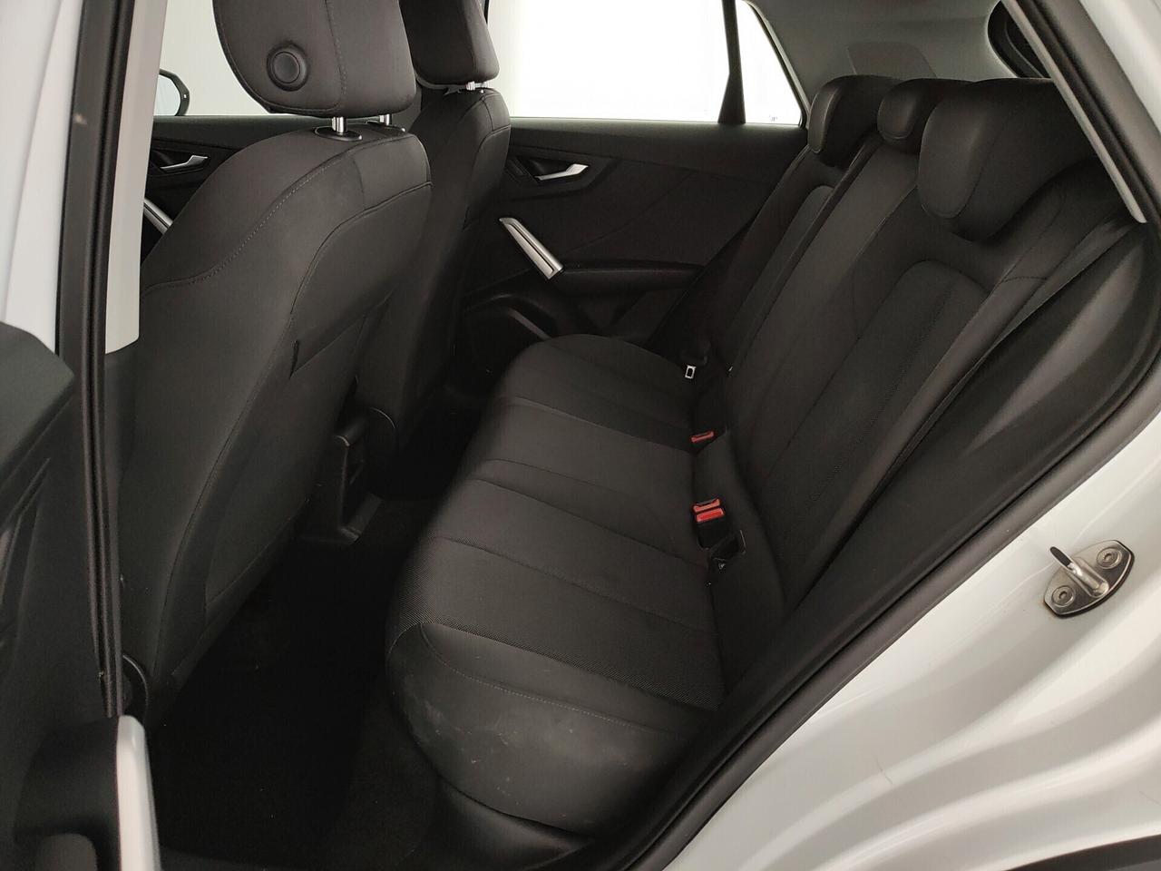 Audi Q2 35 TDI S tronic Business