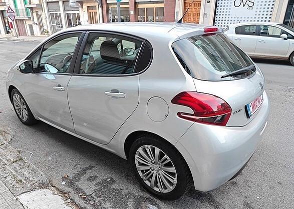 PEUGEOT 208 1.2 Benzina 5 porte - 11/2018