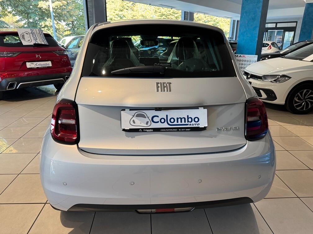 Fiat 500 1.0 hybrid La Prima Nav Led Cam App conn 17" Neopat
