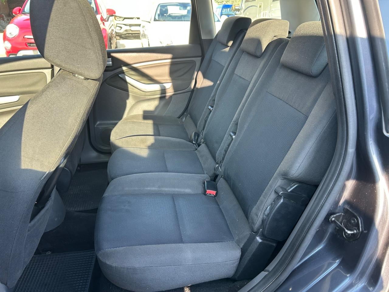 Ford C-Max 1.6 TDCi (90CV) Titanium