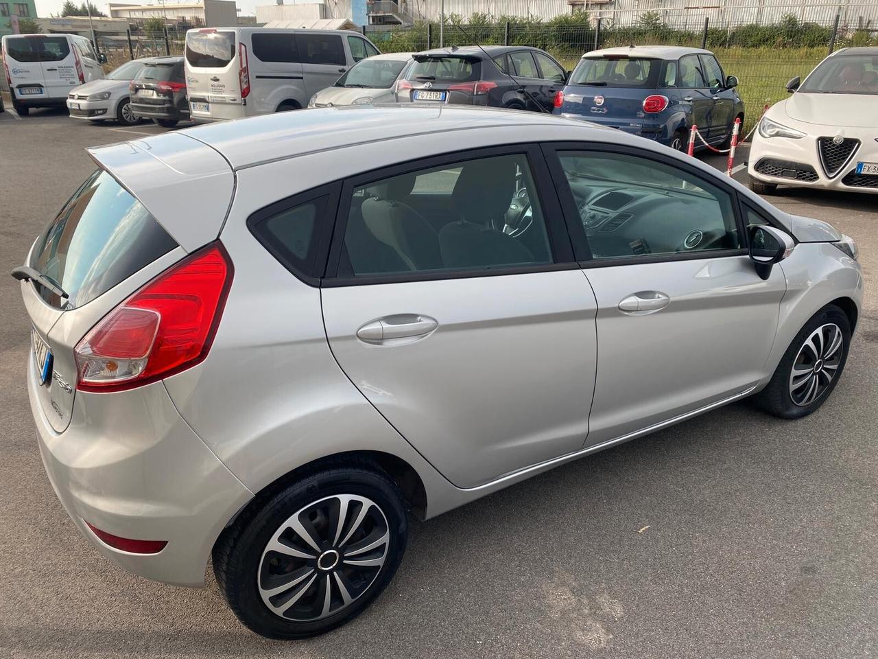 Ford Fiesta 1.5 TDCi 75CV