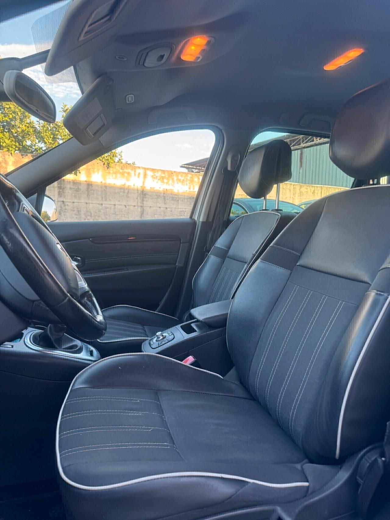 Renault Scenic XMod 1.5 dCi 110CV Wave