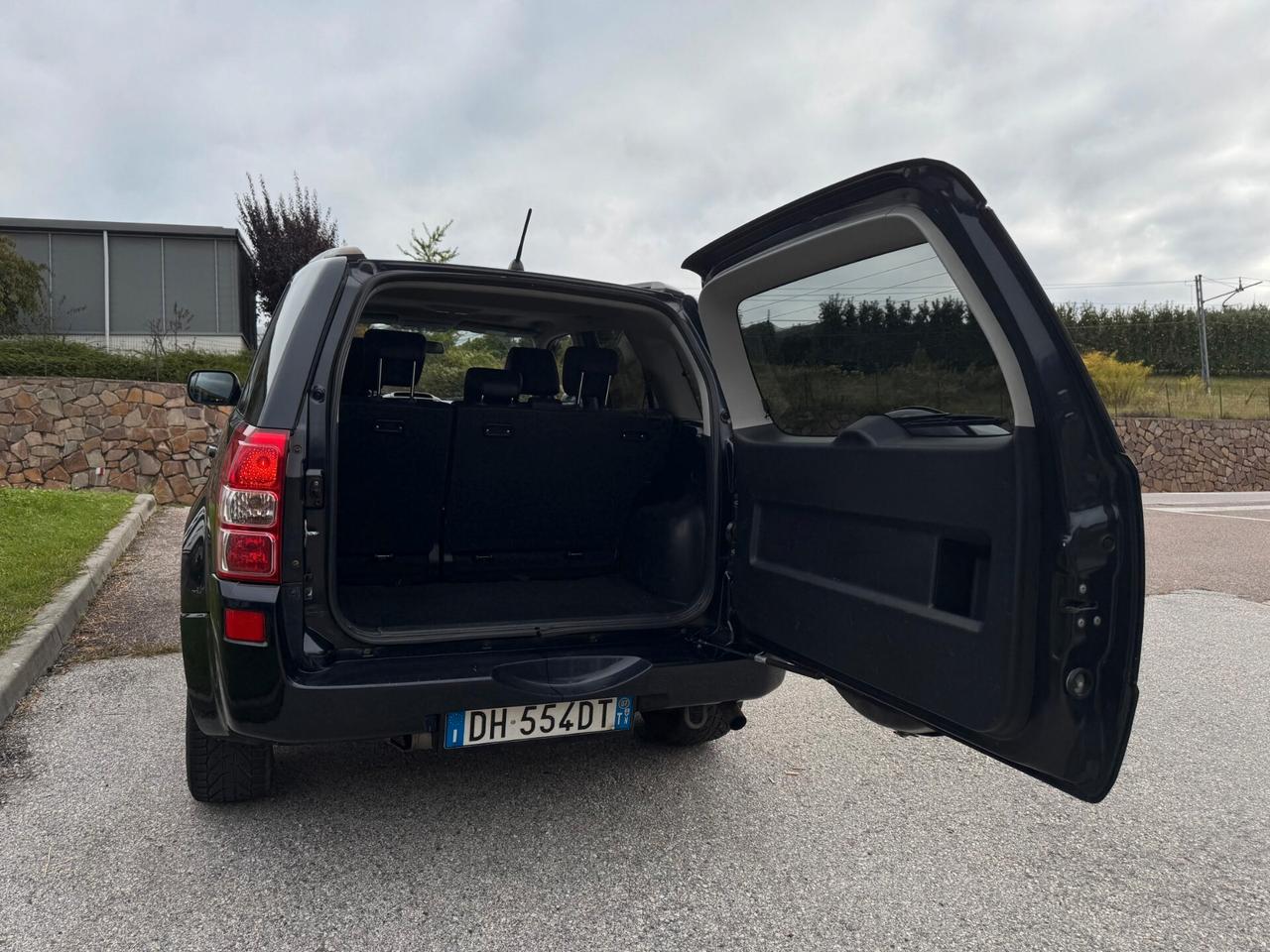 Suzuki Grand Vitara 1.9 DDiS 5 porte