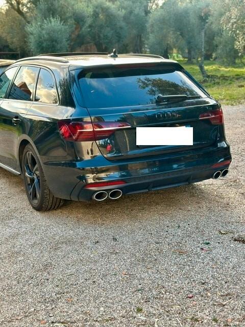 Audi A4 Avant 35 TDI/163 CV S tronic line edition