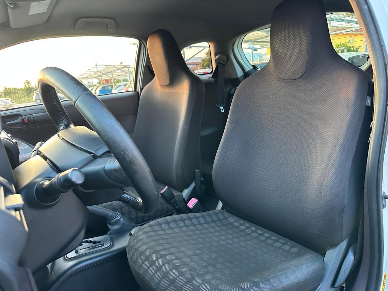 Toyota iQ 1.0 Benzina Automatica
