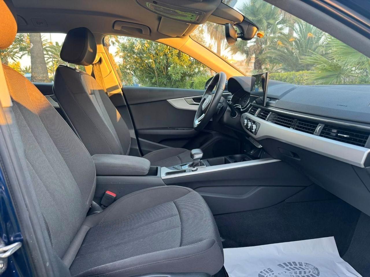 Audi A4 Avant 30 TDI/136 CV S tronic Business Advanced