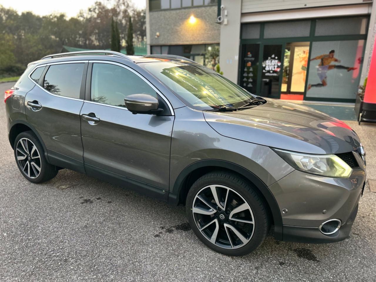 Nissan Qashqai 1.5 dCi Tekna*TETTO*CERCHI*NAVI*TELECAMERE E SENSORI*