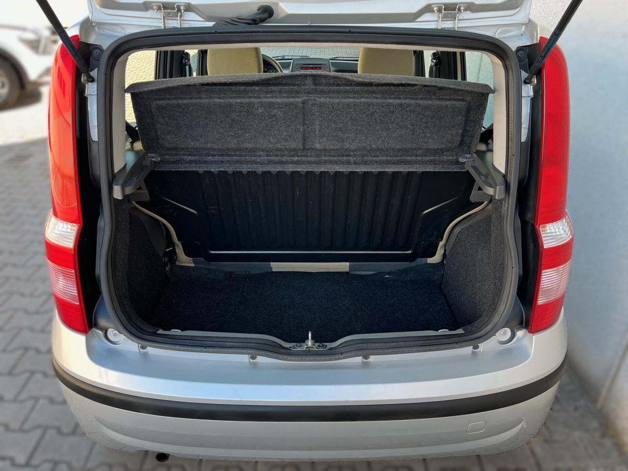 Fiat Panda 1.2 Emotion Dualogic