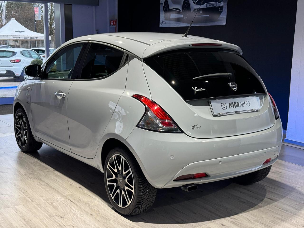 Lancia Ypsilon 1.2 69 CV 5 porte Mya