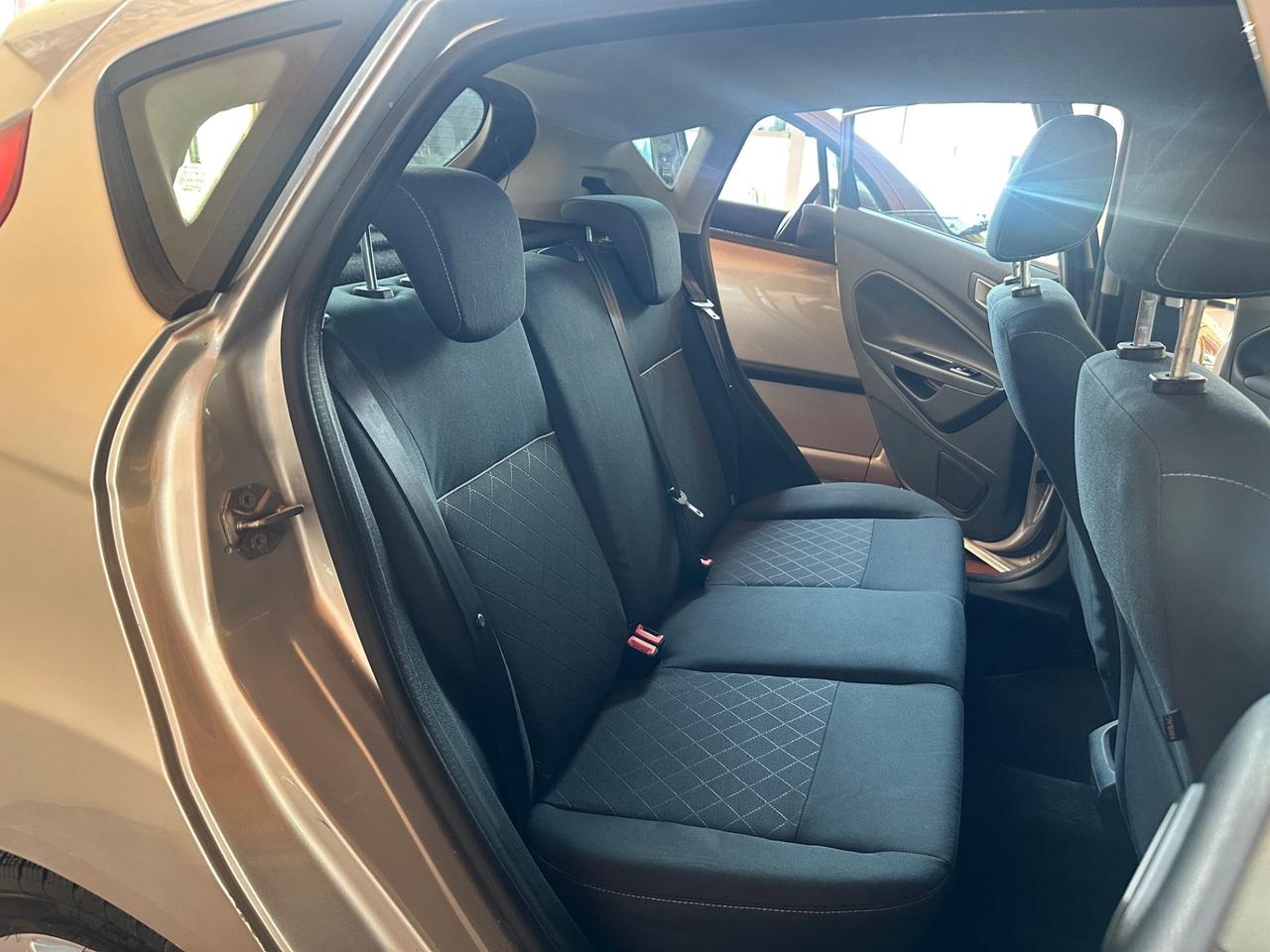 Ford Fiesta 1.4 16V 5p.Bz.- GPL Business