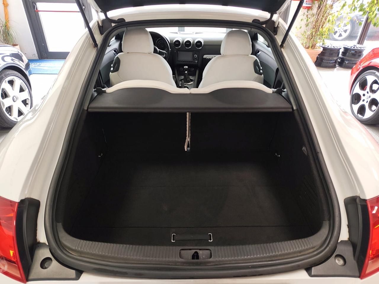 Audi TT Coupé 2.0 TDI QUATTRO