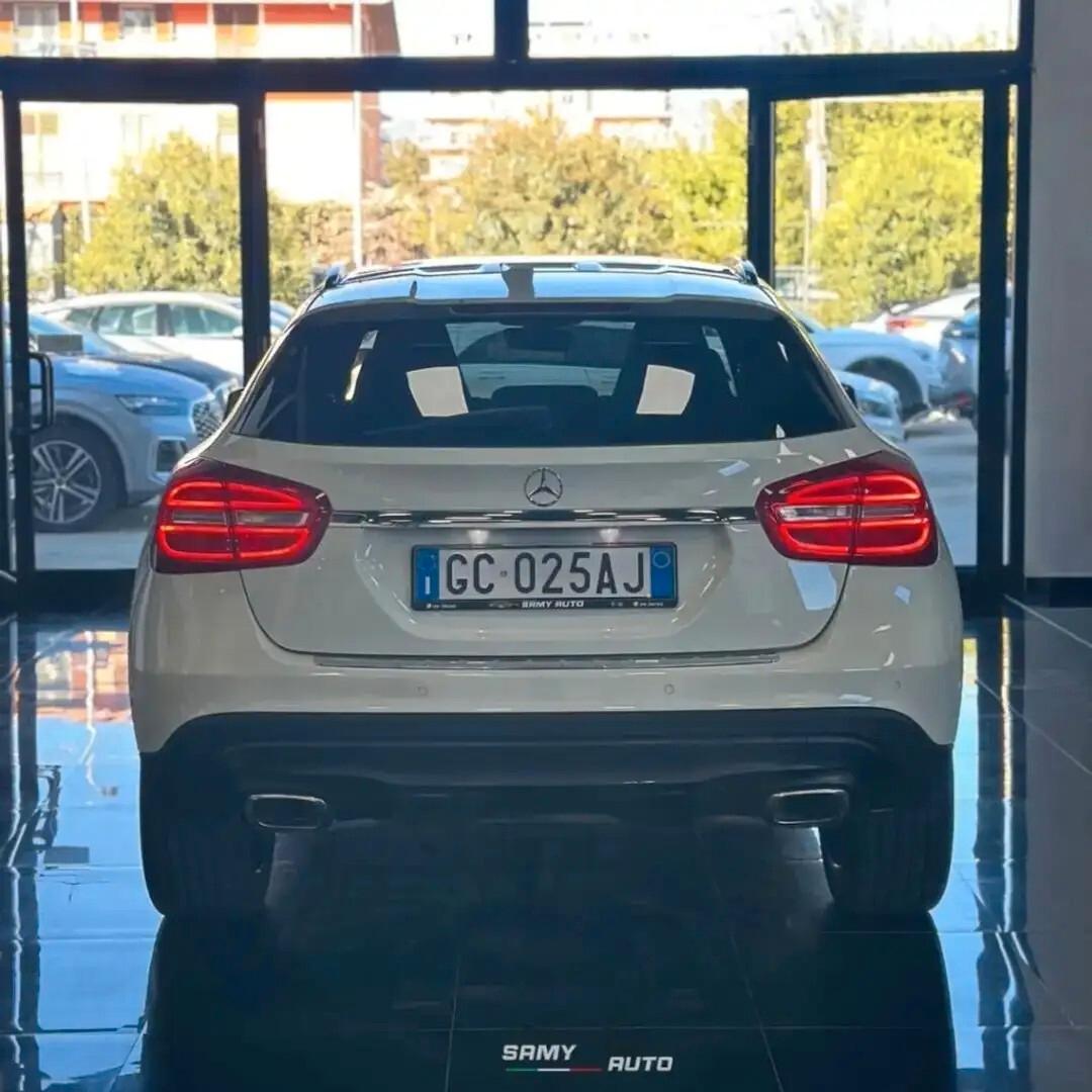 Mercedes-benz GLA 220 d Premium 4matic auto