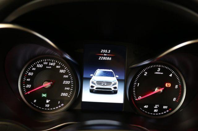 MERCEDES-BENZ GLC 250 d 4Matic Premium