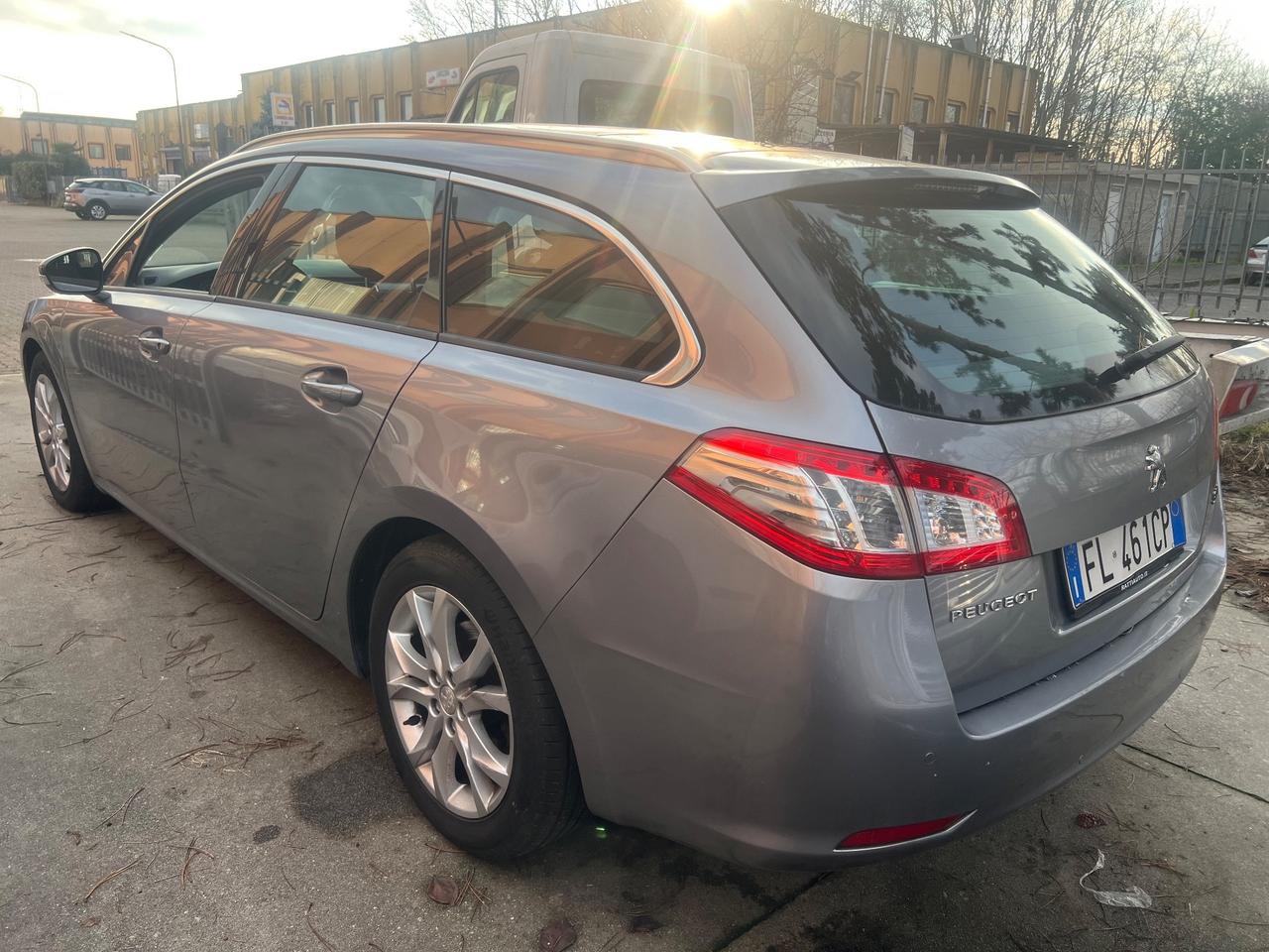 Peugeot 508 BlueHDi 120 EAT6 S&S SW Allure