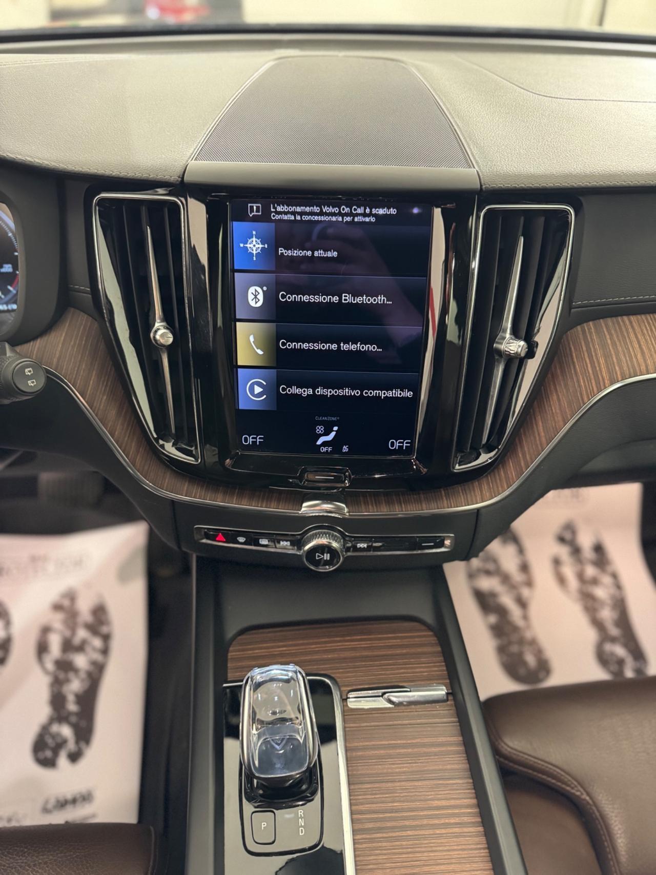 Volvo XC 60 XC60 B4 (d) AWD Geartronic Inscription FULL OPTIONAL, SEDILI IN PELLE CON REGOLAZIONE ELETTRICA CON MEMORIA, CRUISE ADATTIVO, CLIMA TRI-ZONA , PORTELLONE ELETTRICO, APPLE CARPLAY, FARI FULL LED AUTOMATICI E MOLTO ALTRO