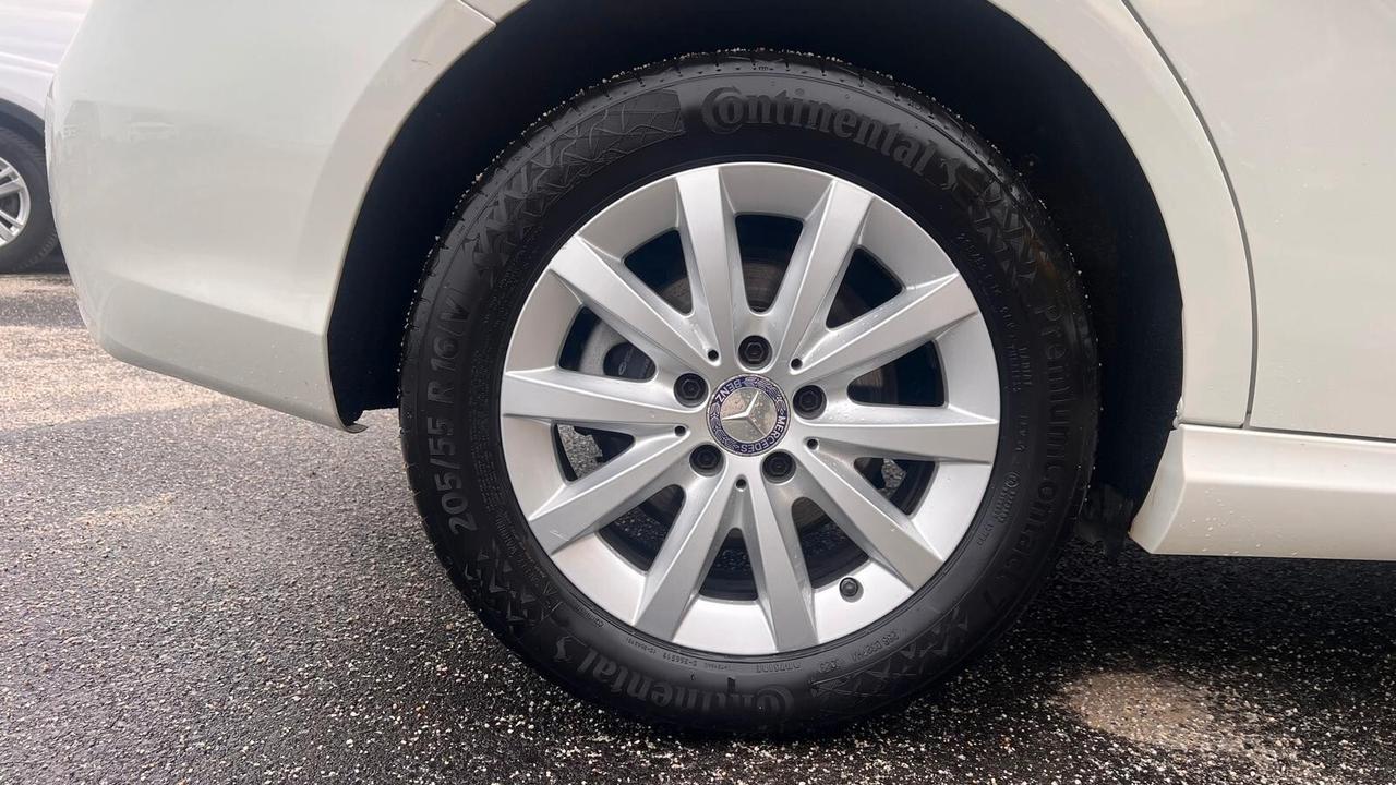 Mercedes-benz B 180 d Business