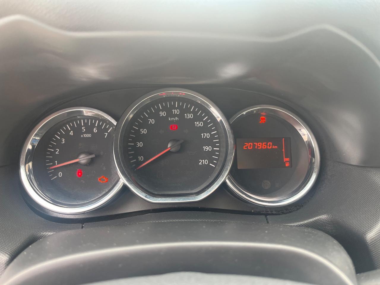 Dacia Duster 1.6 110CV 4x2 GPL Lauréate 2014 207.000 KM