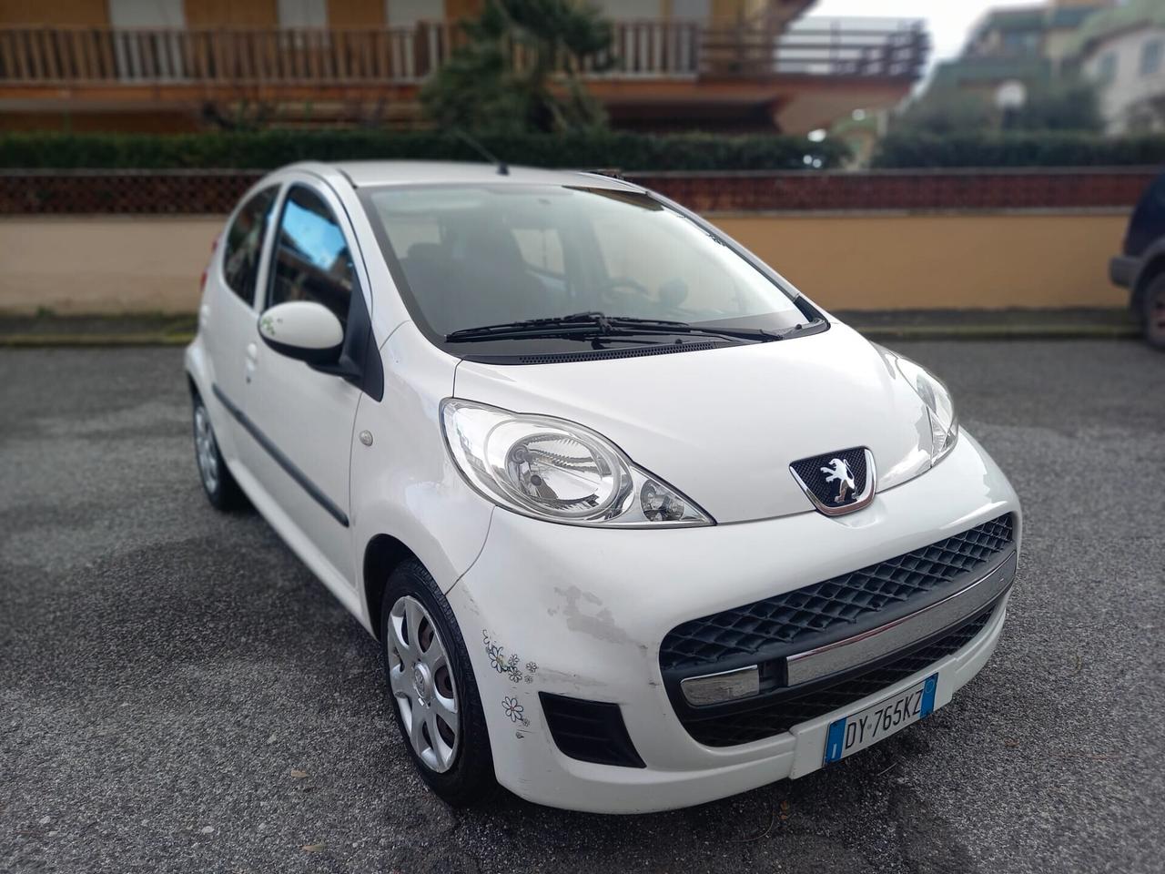 Peugeot 107 1.0 benzina NEOPATENTATI 110.000KM ORIGINALI