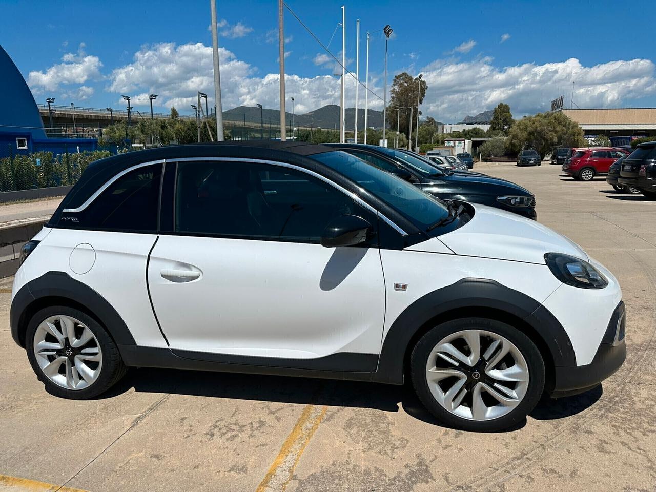 Opel Adam Rocks 1.2 70 CV Air