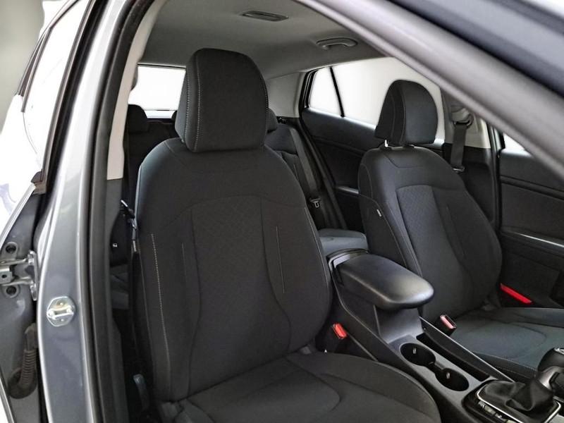 KIA SPORTAGE 1.6 CRDI MHEV BUSINESS 2WD SUV