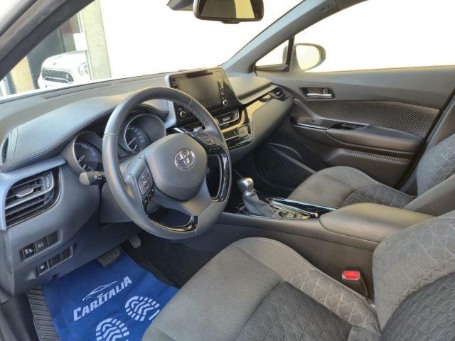 TOYOTA C-HR 2.0 Hybrid E-CVT Morebusiness