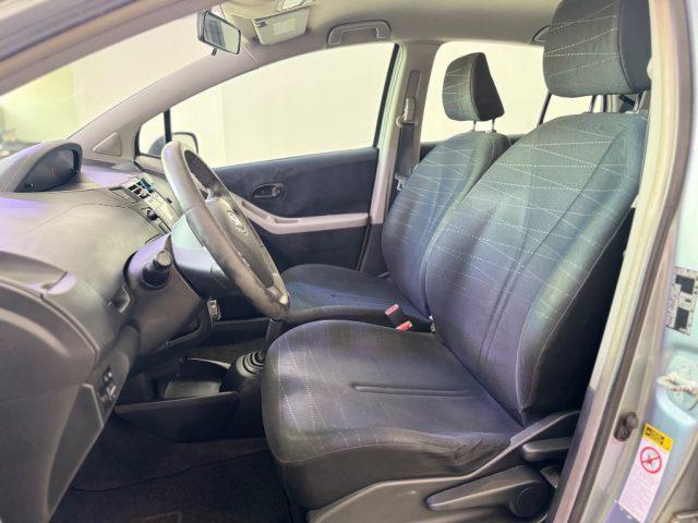 TOYOTA Yaris 1.0 5 porte Sol