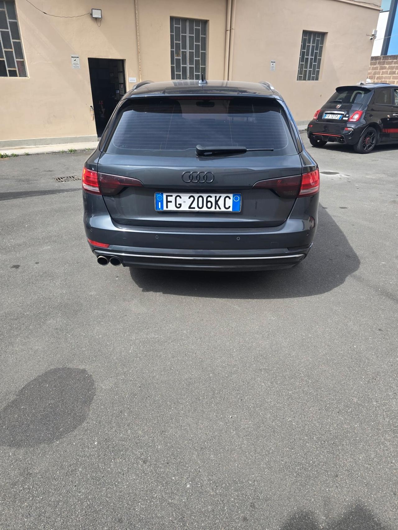 Audi A4 2.0 TDI 150 CV ultra S tronic Business Sport PERFETTA