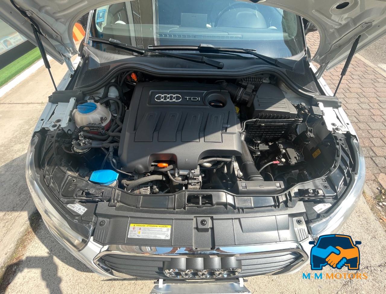 Audi A1 Sportback 1.6 tdi Attraction s-tronic neo patentati