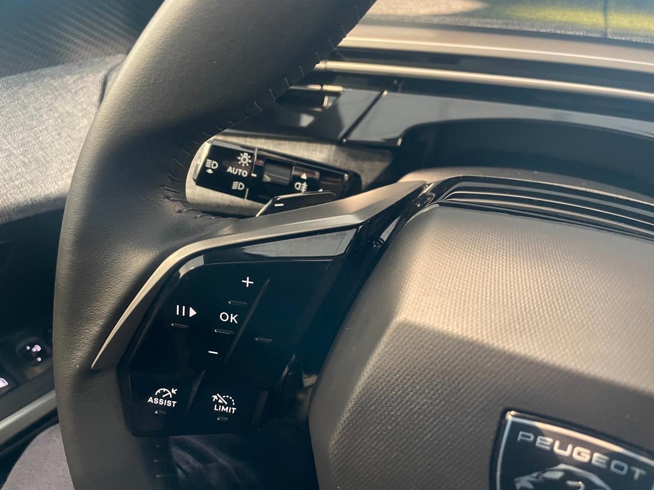 Peugeot 3008 Hybrid 145 e-DCS6 Allure PREZZO REALE