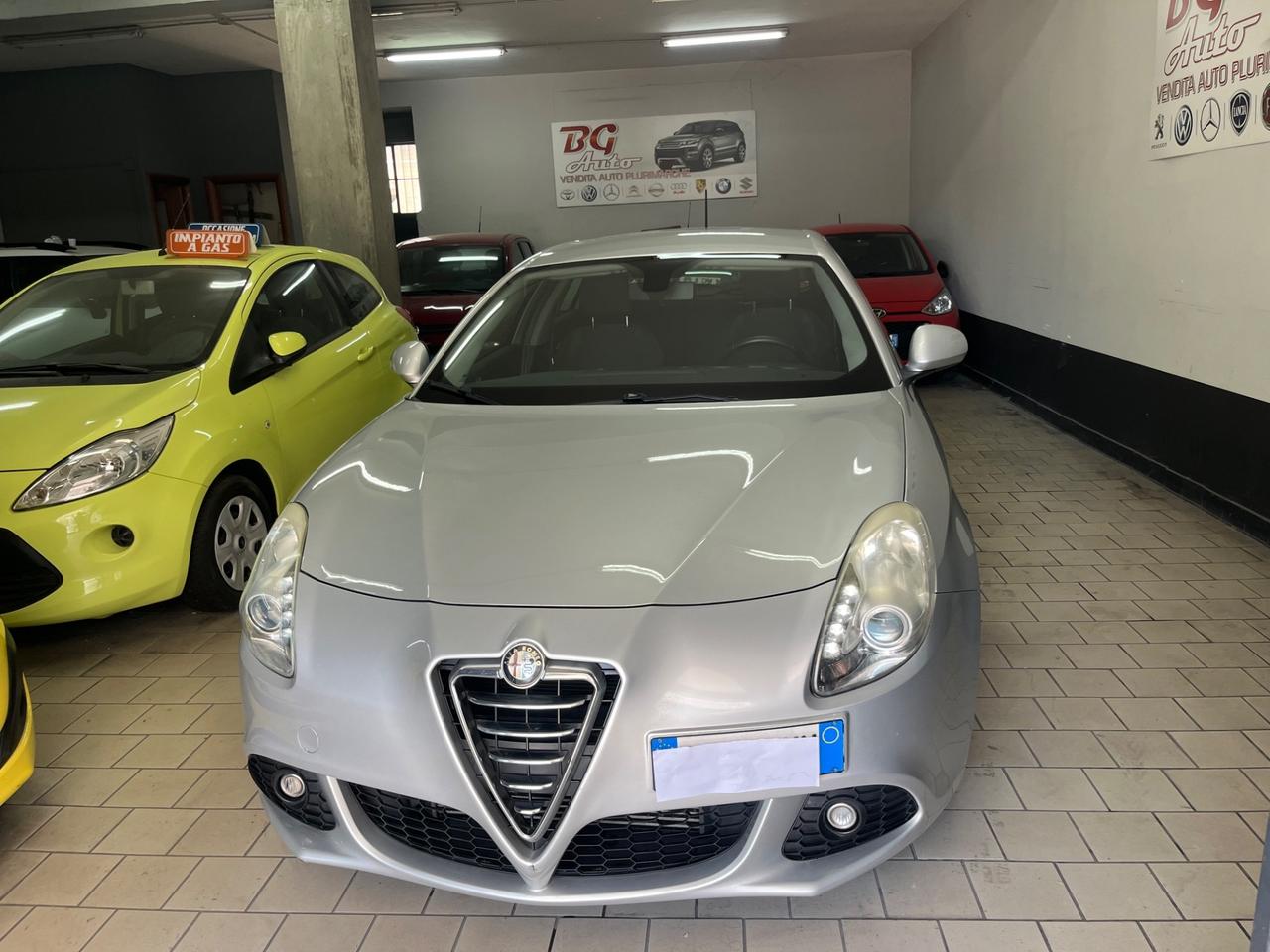 Alfa Romeo Giulietta 1.6 JTDm-2 full optional 2013