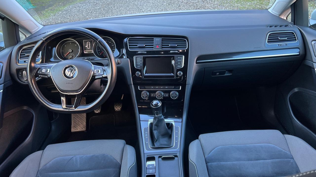 Volkswagen Golf 1.6 TDI 5p. Highline BlueMotion Technology