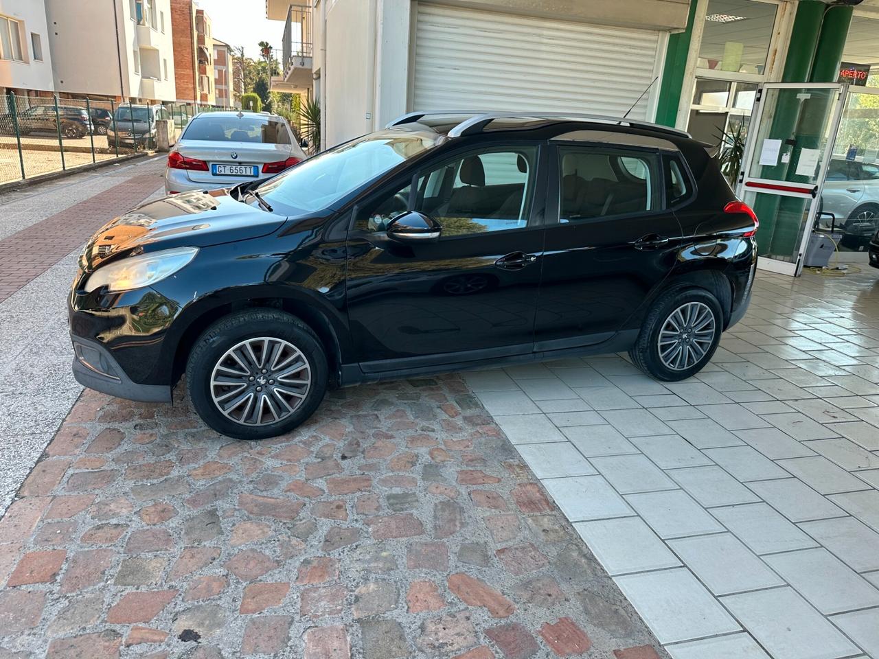 Peugeot 2008 1.2 Neopatentati
