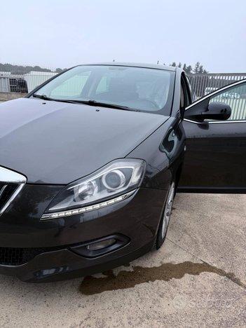 lancia delta 1.6 mtj oro