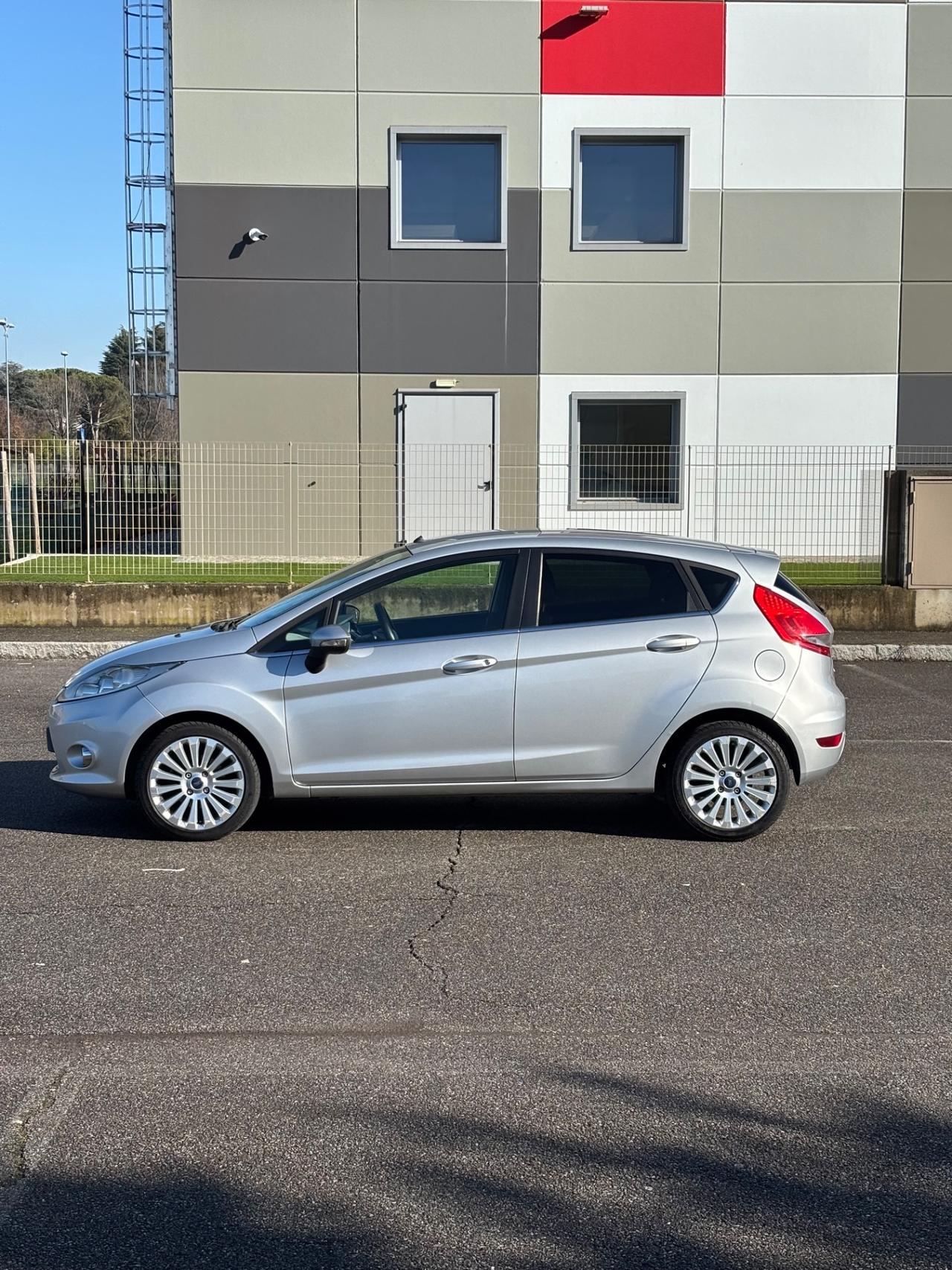 Ford Fiesta 1.4 TDCi 5p. Titanium