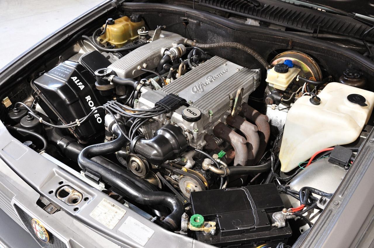 Alfa Romeo 75 2.0i Twin Spark CRS RIAR targa MI