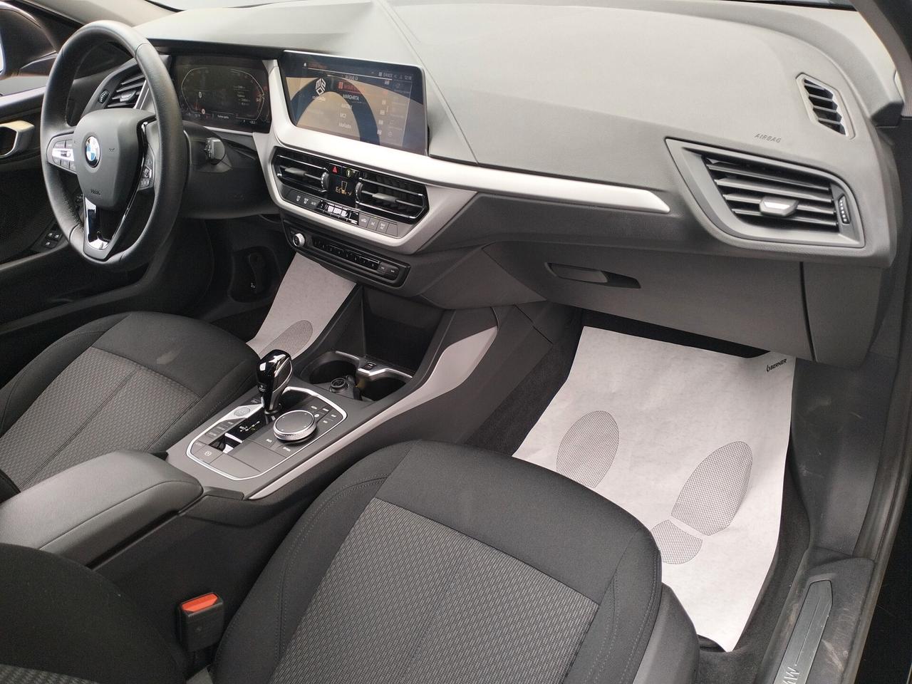 BMW 120d Serie 1 F40 xdrive Business auto