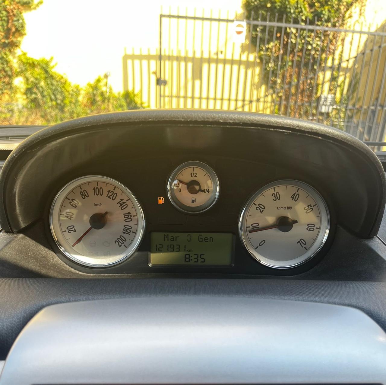 Lancia Ypsilon 1.2 Modamilano