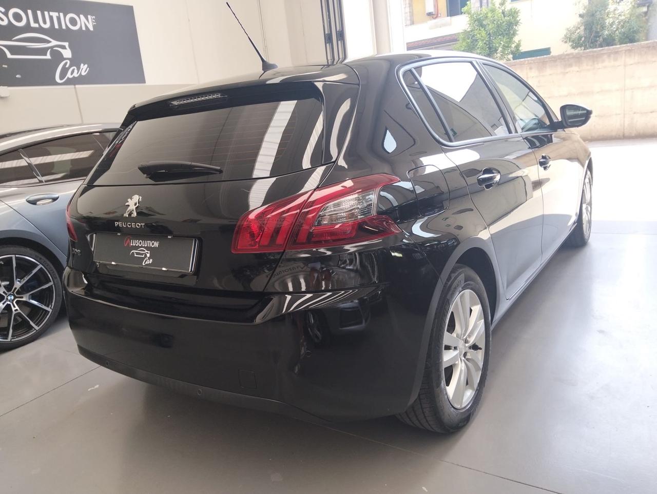 Peugeot 308 BlueHDi 130 S&S EAT8 Allure Pack