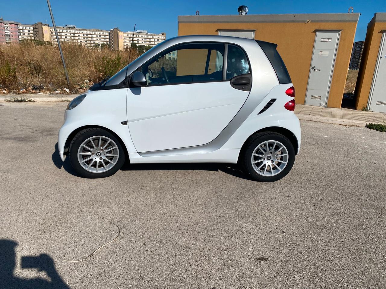 Smart ForTwo 1000 52 kW coupé passion
