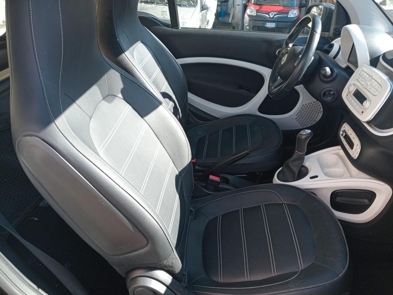 Smart ForTwo 1000 62 kW cambio manuale passion