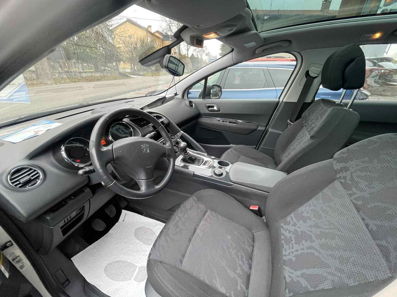 Peugeot 3008 1.6 HDi 110CV Premium