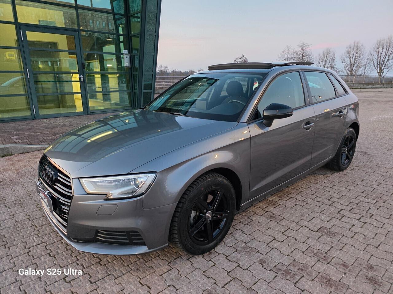 Audi A3 1.6 TDI tetto apribile ritiro usato/scambio