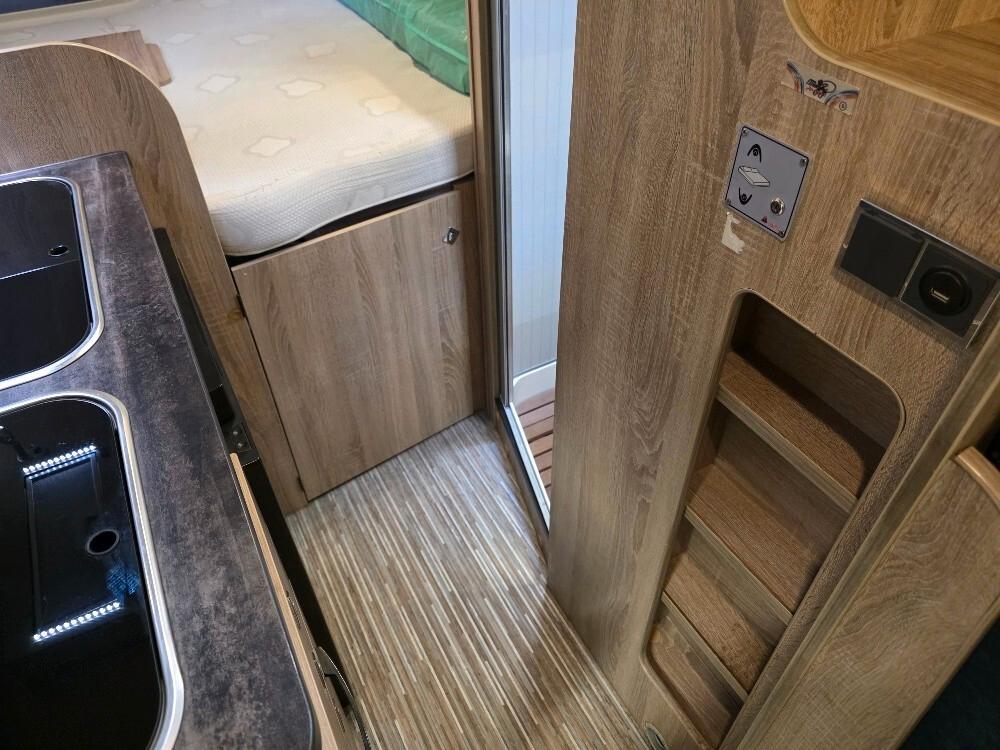 CAMPER VAN FONT VENDOME H 307